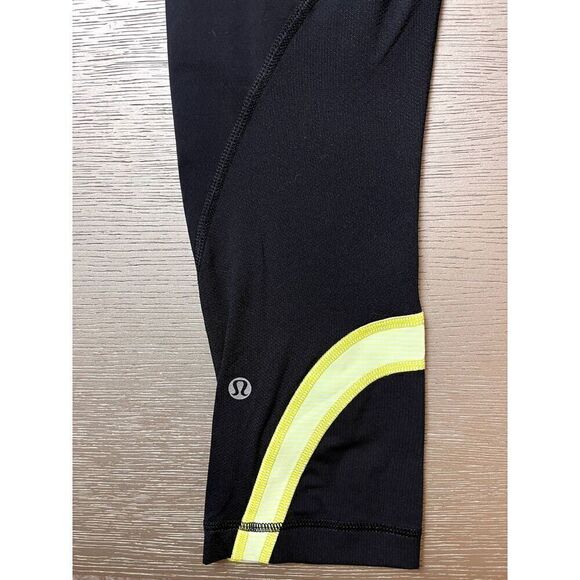 Lululemon Soul Cycle Inspire Crop II Black /Tonka Stripe Clear Mint White Size 4 - Picture 7 of 8